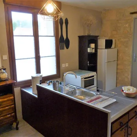 Charmant Gite A La Ferme Avec Jardin Clos, Terrasse, Poele A Bois Et Equipements Complets - Fr-1-526-49 Holiday home *